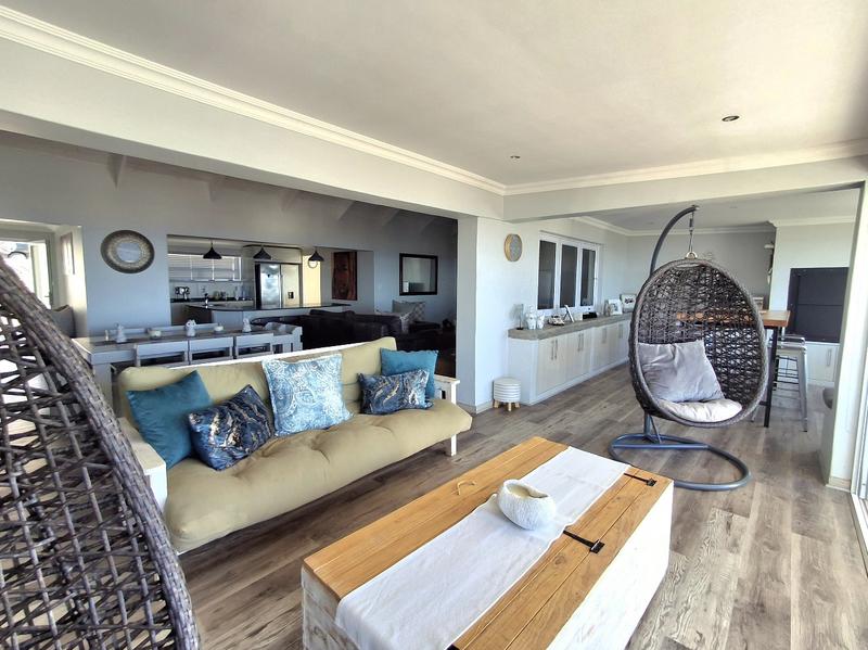 4 Bedroom Property for Sale in Da Gama Bay Western Cape